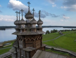 От Кремля до гейзеров Камчатки: что стоит увидеть иностранцам в России