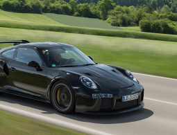 Названы характеристики самого мощного и быстрого Porsche 911