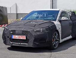 Компания Hyundai приступила к тестам 300-сильного Veloster