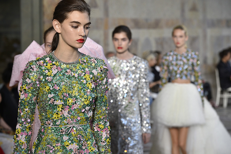 Какая нежность: показ Giambattista Valli Couture 