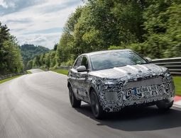 Jaguar рассказал об испытаниях нового компактного кроссовера