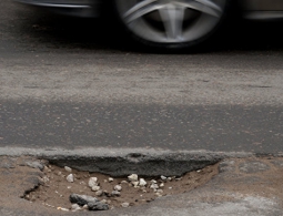 Российские ученые создали материал для "самозалечивающихся" дорог