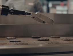 В следующем году бургеры для американцев будут делать роботы