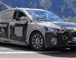 Ford приступил к испытаниям седана Focus нового поколения