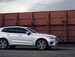 Кроссовер Volvo XC60 сделали мощнее
