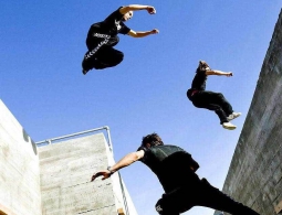 #видео | Google научила искусственный интеллект паркуру