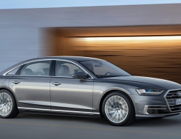 Audi представила седан A8 нового поколения