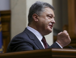 Порошенко заявил, что США остаются стратегическим партнером Украины