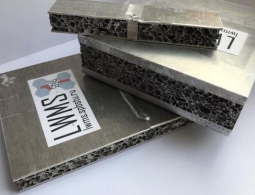 Ученые из Санкт-Петербурга создали непотопляемый металл