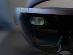 Microsoft встроит искусственный интеллект в гарнитуру HoloLens 2