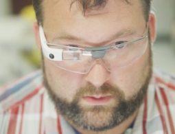 Google Glass 2.0: захватывающая попытка номер два
