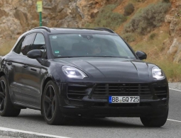 Начались испытания обновленного Porsche Macan
