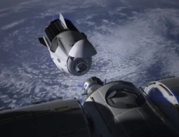 SpaceX начнёт доставлять людей на МКС уже в 2018 году