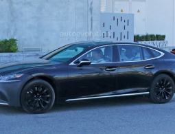 Lexus начал испытания 600-сильного седана LS