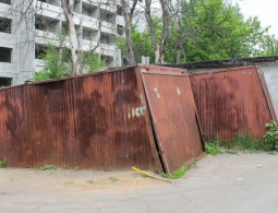 В Брянске 21-летний парень сдал на металлолом гараж соседки