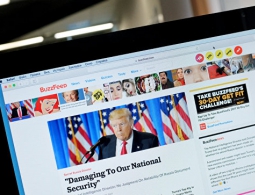 В BuzzFeed объяснили, почему опубликовали доклад о "компромате" на Трампа