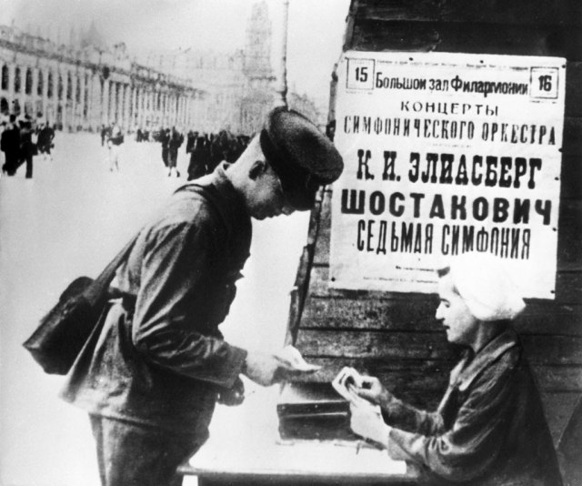 75 лет назад в блокадном Ленинграде впервые прозвучала Симфония №7 Д.Шостаковича