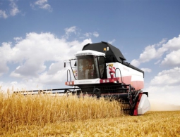 Cognitive Technologies провела первые испытания беспилотного комбайна