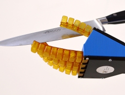 Мягкий робот самостоятельно чинится в тепле