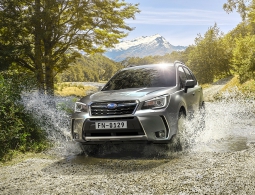 Subaru назвал российские цены на обновленный Forester