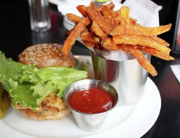 Ученые объяснили, почему западная диета ведет к ожирению