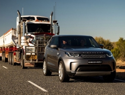 Land Rover Discovery отбуксировал 110-тонный автопоезд