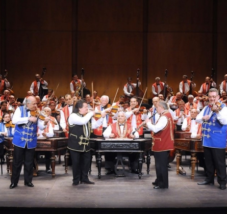 Сто скрипок