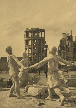 ДВЕСТИ ДНЕЙ. СТАЛИНГРАДСКИЙ ЭПОС