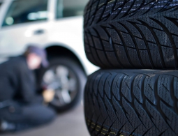 Зимняя резина: 10 главных вопросов перед поездкой в шиномонтаж