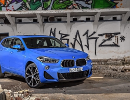 BMW представила серийный кроссовер X2