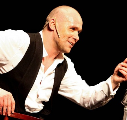 Максим Аверин