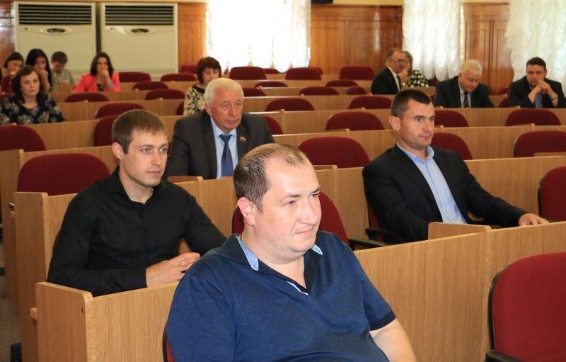 В Брянской областной думе прошло первое в 2017 году заседание 