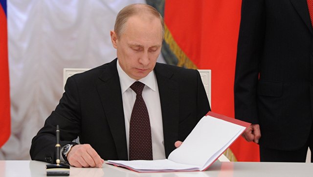 Путин снял с должностей 16 генералов МЧС, МВД и Следственного комитета