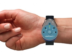 Reliefband — браслет, снижающий эффект укачивания в виртуальной реальности