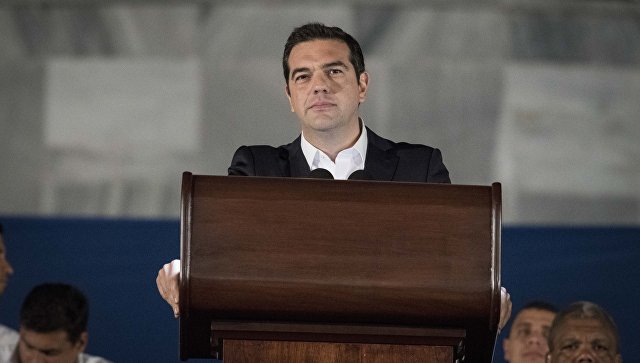 Премьер-министр Греции обещает не отступать перед МВФ и кредиторами