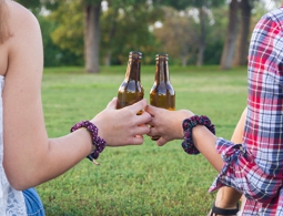 Психологи выяснили, какие эмоции вызывают разные типы алкоголя