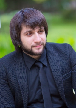 Эльбрус Джанмирзоев