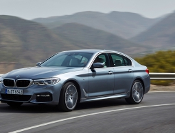 BMW назвала дату начала российских продаж новой 5-Series