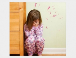 Брянец изнасиловал в туалете 4-летнюю дочь