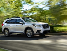 Subaru показала новый кроссовер Ascent