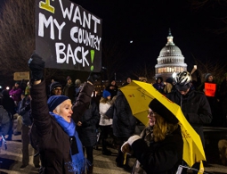 Битва за Америку: "хозяева мира" против Трампа