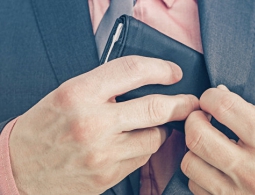 Ученые выяснили, как испытывают счастье бедные и богатые