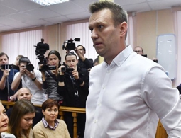 Суд повторно приговорил Навального к пяти годам условно по "делу Кировлеса"