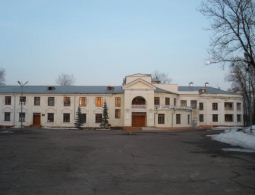 К 150-летию поселка в Белых Берегах восстановят площадь у Дома культуры