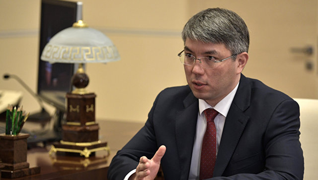 Врио главы Бурятии Цыденов отправил в отставку правительство региона