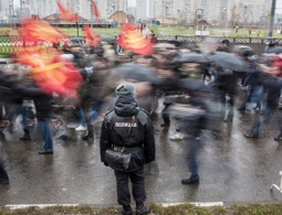 КС подтвердил законность уголовной ответственности за нарушения на митингах