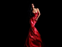 Lady in Red: как носить красное платье?