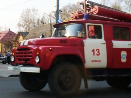 В Брянской области сегодня ночью пожарные выезжали на вызов семь раз