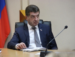 Лицом клицу: борцы с застройкой против руководителя Брянска Хлиманкова