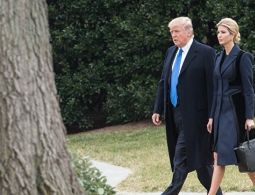 СМИ: в США расследуют инцидент с брошенным в кортеж Трампа предметом